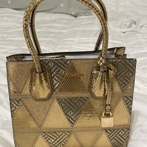 Gold Michael kors hand bag purse New never worn from a pet free smoke free home